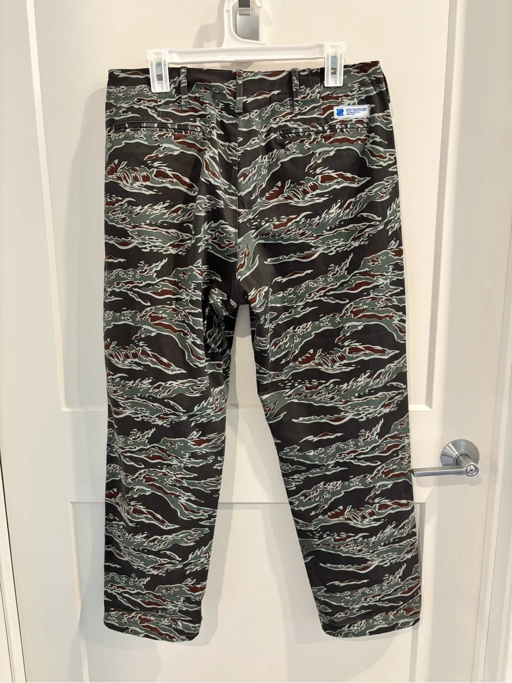 Undefeated pants, men’s size 32